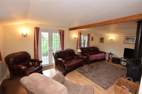 2 bedroom bungalow for sale, Camelford, Cornwall
