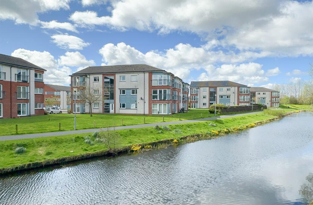 Miller Street, Clydebank 2 bed flat for sale £129,000