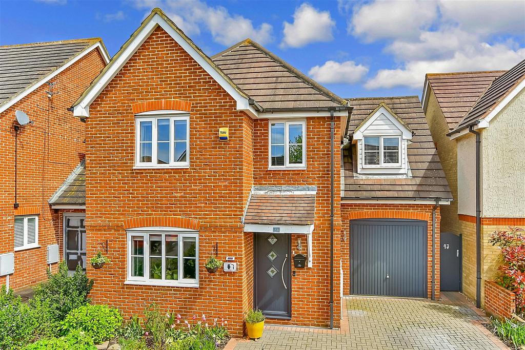 Recreation Way, Sittingbourne, Kent 4 bed detached house for sale £