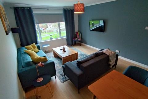 2 bedroom flat to rent, Darroch Park, Cults, Aberdeen, AB15