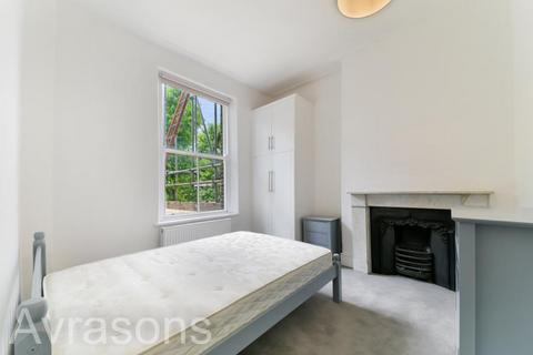 4 bedroom flat to rent, Richborne Terrace, Oval