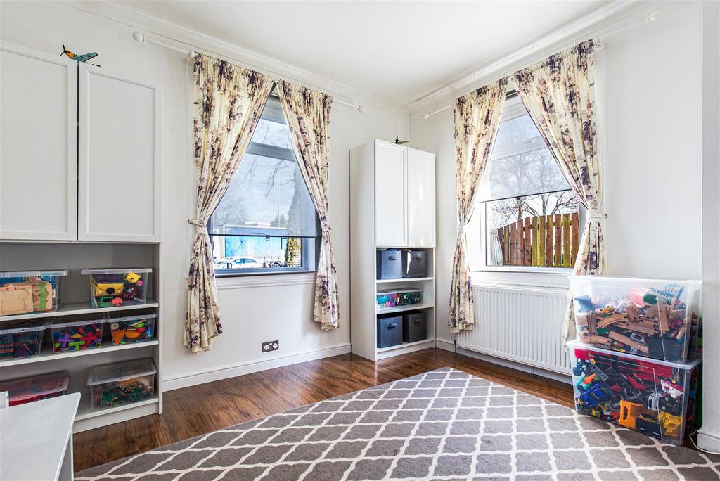 22-16 Glebe Street 2