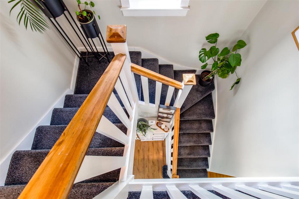 25-16 Glebe Street 2