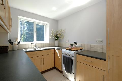 2 bedroom ground floor flat for sale, Cranford House, Half Edge Lane, Ellesmere Park, M30