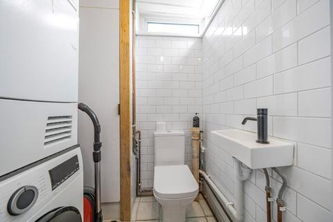 93 Blenheim Gardens, London, SW2 5DA