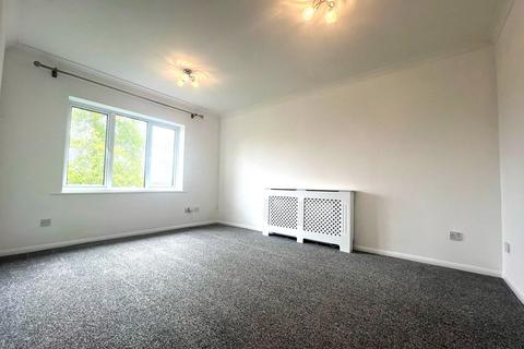 2 bedroom maisonette to rent, Windrush Court, High Wycombe, HP13