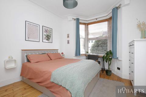 1 bedroom flat for sale, Nightingale Road, Bowes Park, London, N22