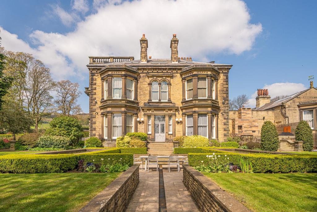 Longwood, Huddersfield, West... 6 bed detached house for sale £2,950,000