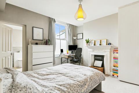 44 Salford Road, London, SW2 4BQ