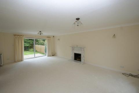 5 bedroom detached house to rent, Woodchester Park, Knotty Green, Beaconsfield, Buckinghamshire, HP9