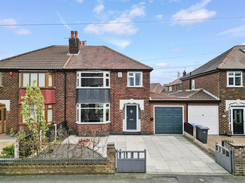 Silverdale Road, Warrington, WA4 3 bed semidetached house for sale £