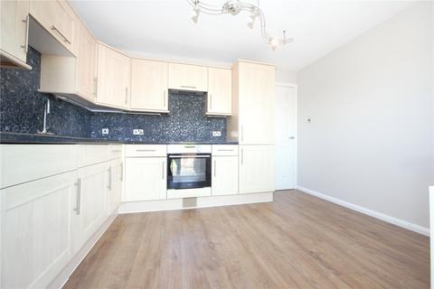 2 bedroom semi-detached house to rent, Redsells Close, Downswood, ME15