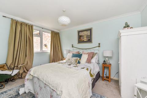 3 bedroom end of terrace house for sale, Widgeons, Alton, Hampshire