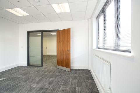 Office to rent, Broadwell Road, Oldbury, Birmingham, B69 4BY