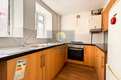 3 bedroom semi-detached house for sale, Hayes UB3