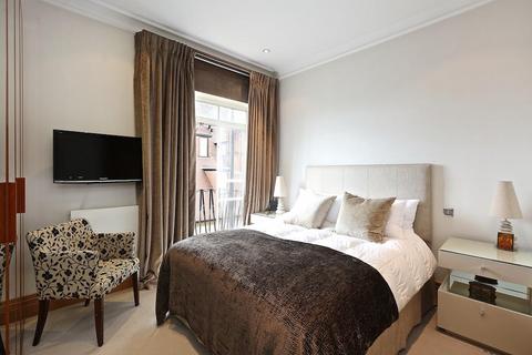 2 bedroom flat to rent, Eaton Square, London, SW1W