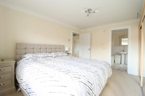 8 Boyton Close, Coate, Swindon, SN3 6BP