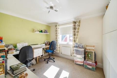 8 Boyton Close, Coate, Swindon, SN3 6BP
