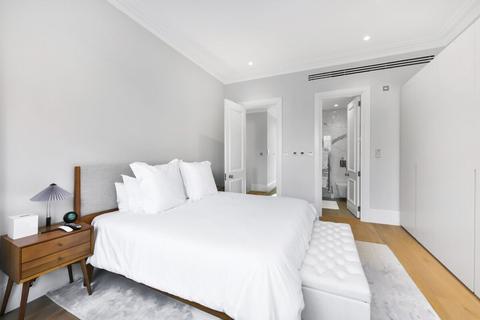 3 bedroom flat to rent, Sloane Gardens, Chelsea, SW1W