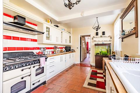 4 bedroom end of terrace house for sale, Knowsley Road, Norwich