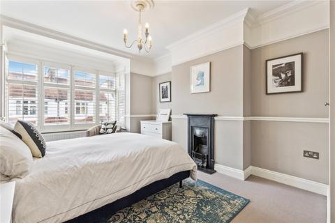 77 Alfriston Road, London, SW11 6NR