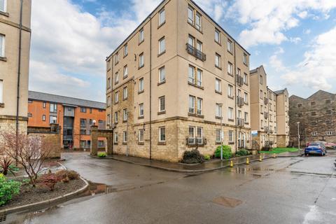 8/6 Mitchell Street, Edinburgh, EH6 7BD