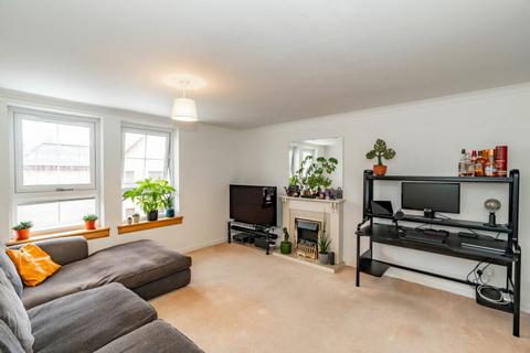 8/6 Mitchell Street, Edinburgh, EH6 7BD