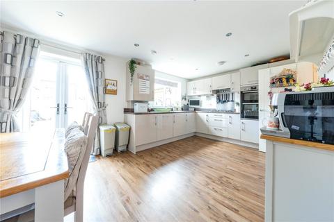 4 bedroom detached house for sale, Saunders Field, Maidstone, ME17