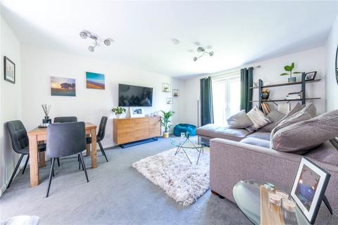 2 bedroom flat for sale, Lindisfarne Gardens, Maidstone, ME16