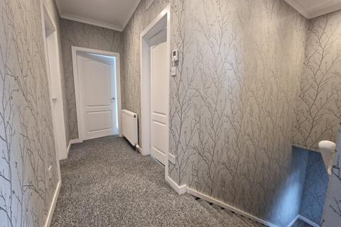 2 bedroom apartment to rent, Grangeburn Road, Grangemouth, FK3