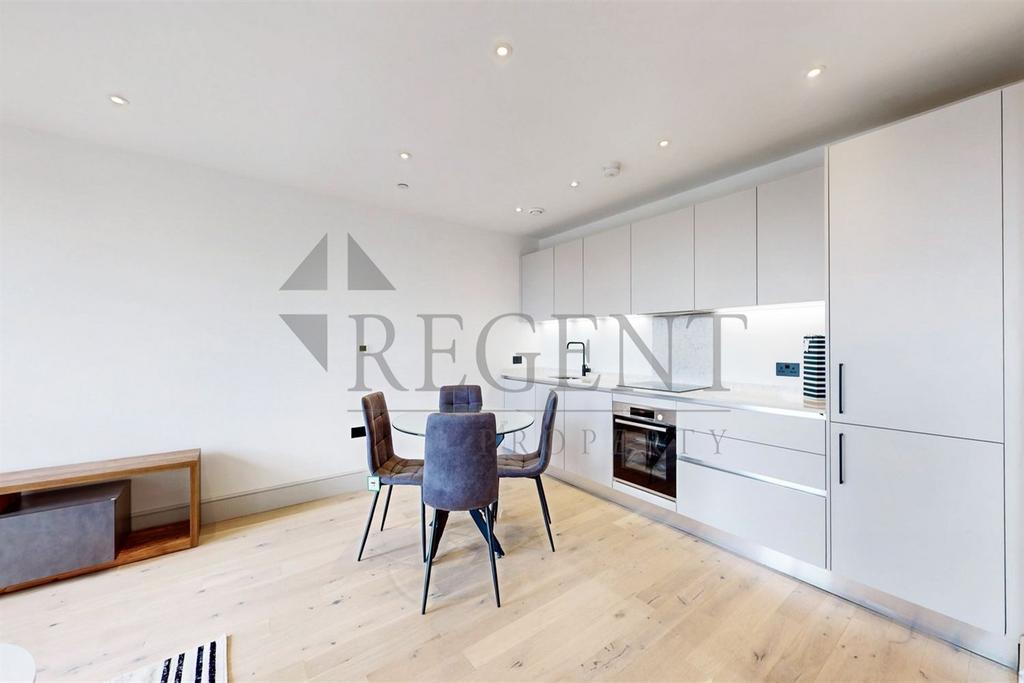 Apartment in London - View 5
