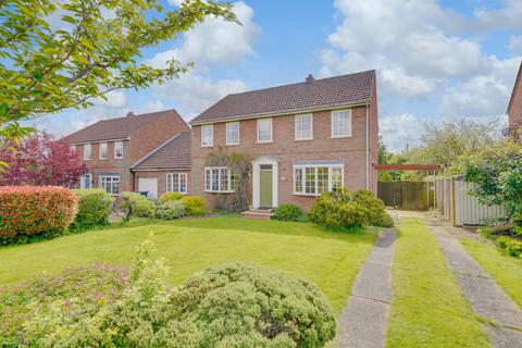 4 bedroom detached house for sale, Redwell Close, St. Ives, Cambridgeshire, PE27