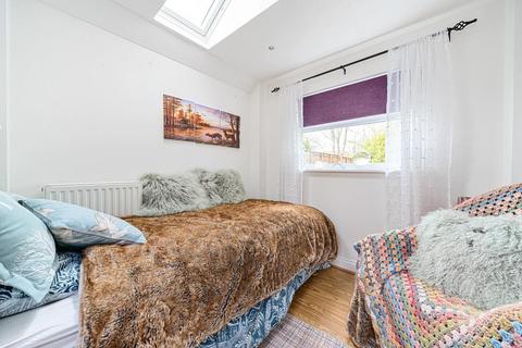 2 bedroom cottage for sale, Aylesbury,  Buckinghamshire,  HP22