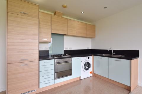 2 bedroom maisonette for sale, Skylark Avenue Greenhithe DA9