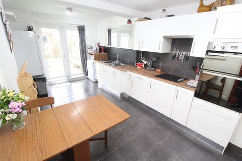 3 bedroom semi-detached house for sale, Cornwall Road, Wigston LE18