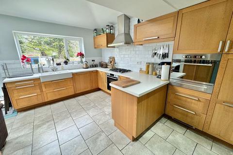 54 Delrene Road, Shirley, Solihull, B90 2HL