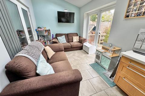 54 Delrene Road, Shirley, Solihull, B90 2HL