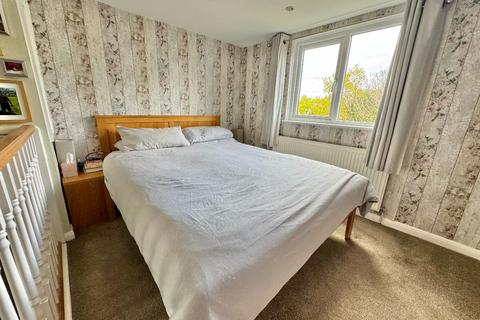 54 Delrene Road, Shirley, Solihull, B90 2HL