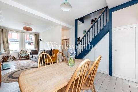 96 Thackeray Avenue, London, N17 9EA