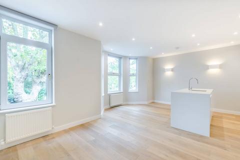 2 bedroom flat to rent, Cavendish Road, Clapham South, London, SW12
