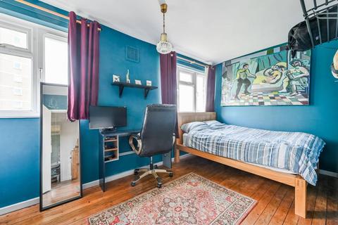 2 bedroom flat for sale, Blessington Road, Lewisham, London, SE13