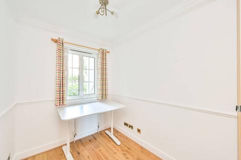 3 bedroom flat to rent, Platts Lane, Hampstead, London, NW3