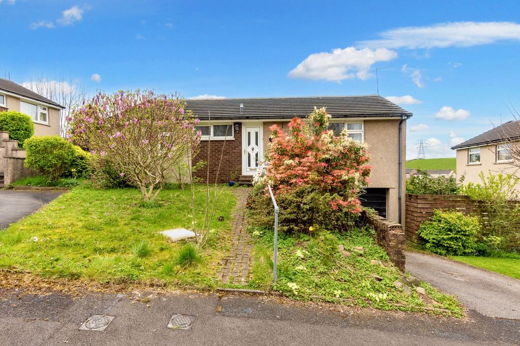 87 Valley Drive, Kendal 3 bed detached bungalow for sale £325,000