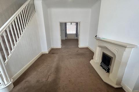 2 bedroom terraced house to rent, Denton Lane, Chadderton, Oldham