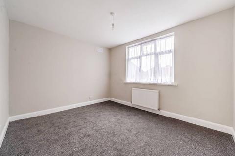 2 bedroom flat to rent, Harrow View, Harrow, HA2