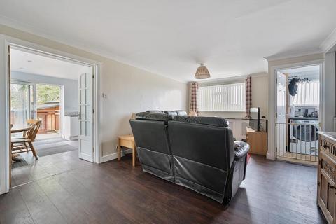 4 bedroom end of terrace house for sale, Purley on Thames,  Berkshire,  RG8