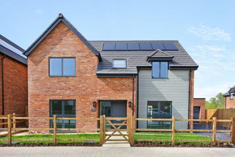 5 bedroom detached house for sale, Plot 24, The Mickleton at Pear Trees, Pear Trees, Kidnappers Lane GL53