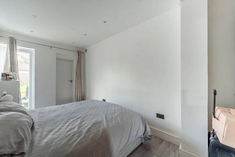 5 bedroom flat for sale, Glenalmond Road, Harrow, HA3