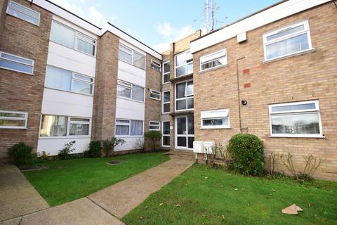 1 bedroom flat to rent, Upminster Road, Hornchurch, RM11