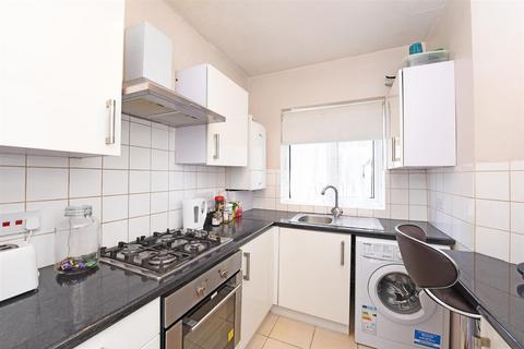 2 bedroom apartment to rent, Oslo Court, Baltic Close, Colliers Wood